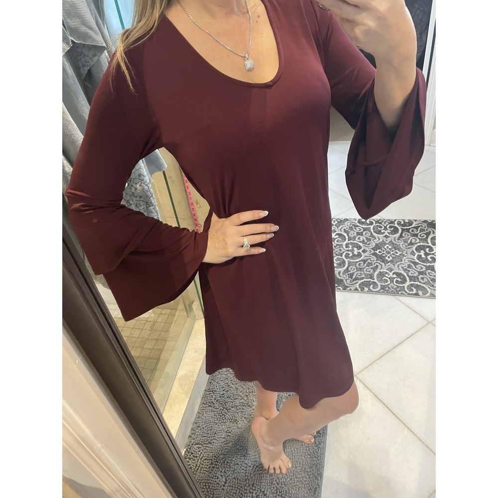 Karen Kane Taylor Womens Bell Sleeve Wine Red Stretch Dress M V-Neck Knee Length